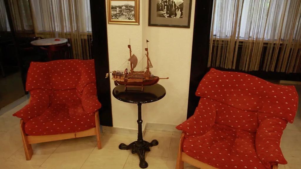 Hotel Sumratin