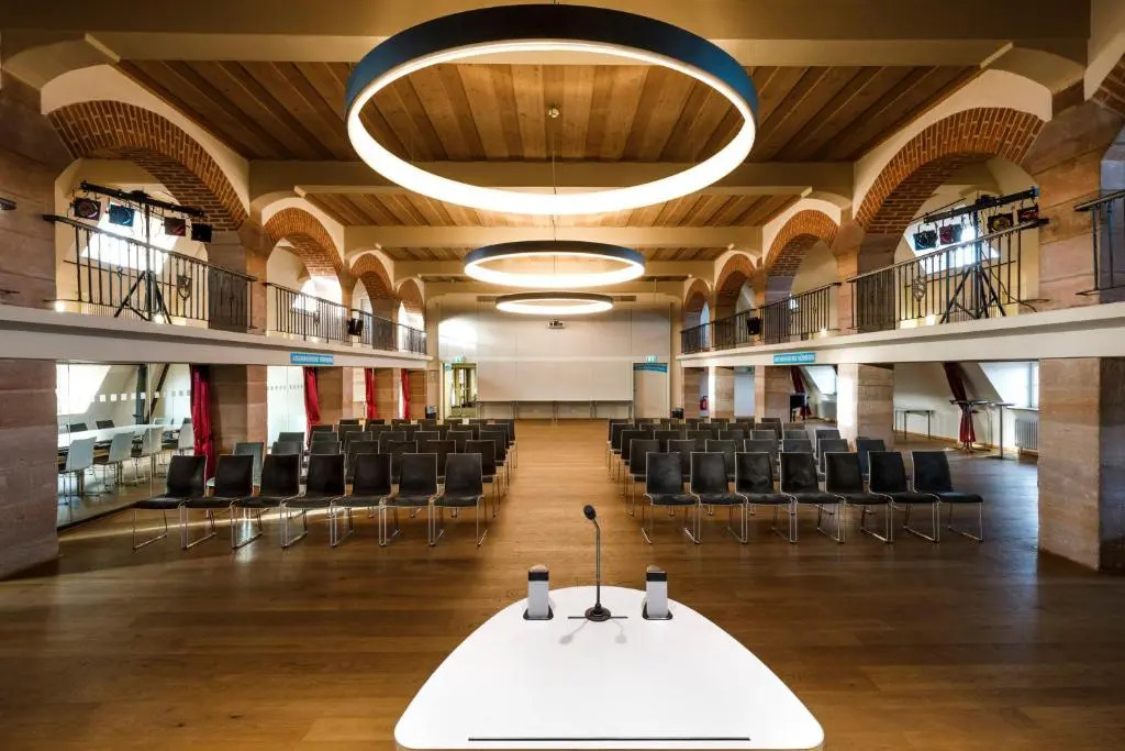 Jugendherberge Nürnberg - Youth Hostel - membership required