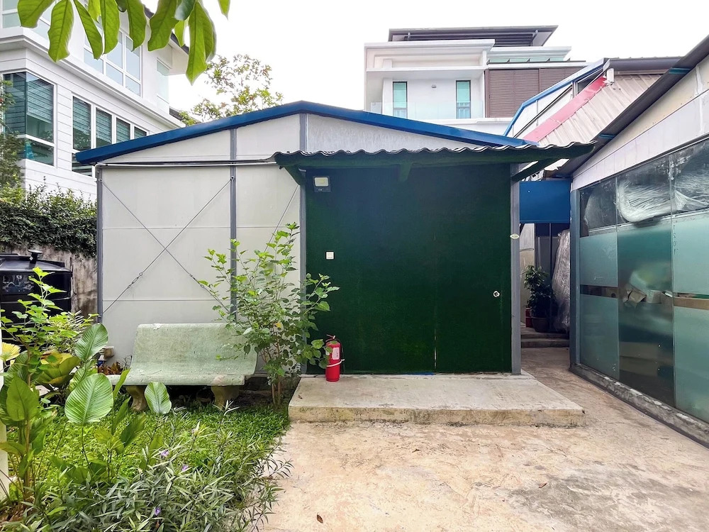 Titiwangsa Cabin Retreats by uBook