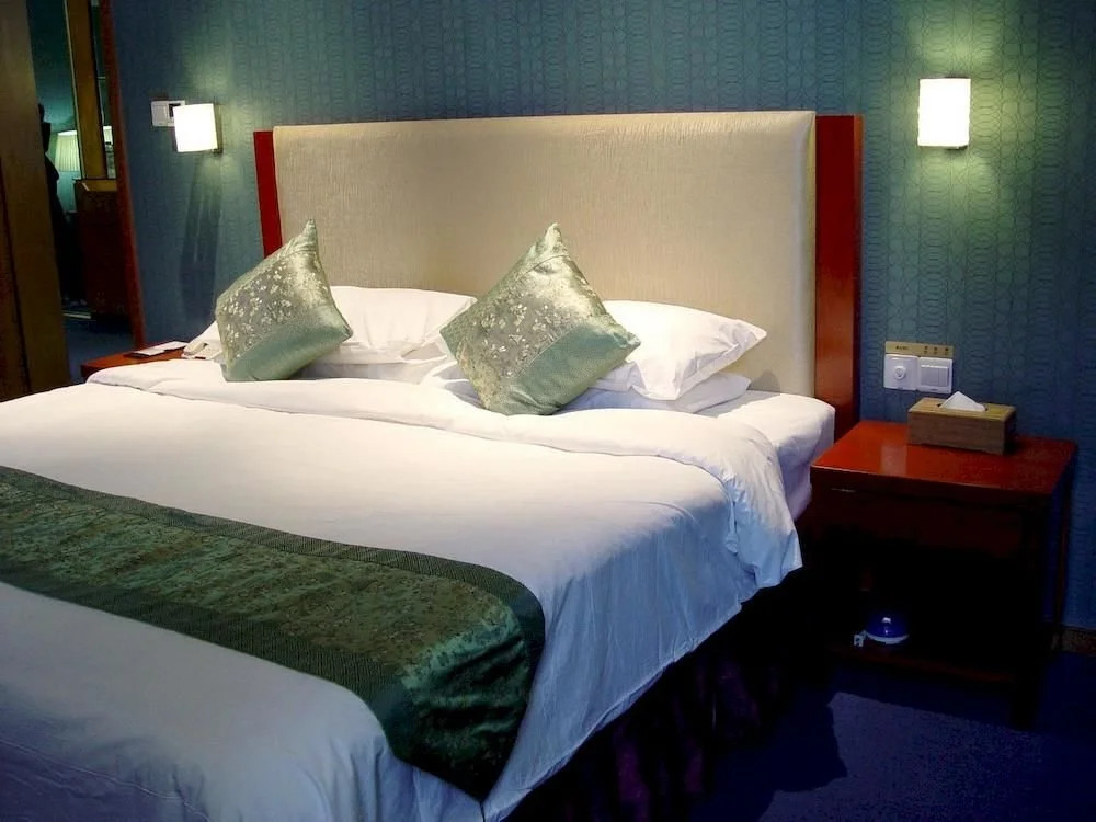 Fortune Hotel