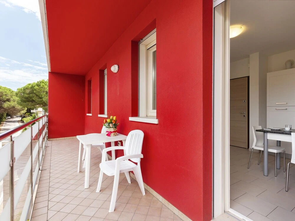Spacious Apartment in Rosolina Mare near Beach