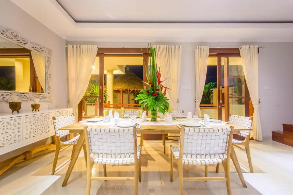 Golden Palm Villa