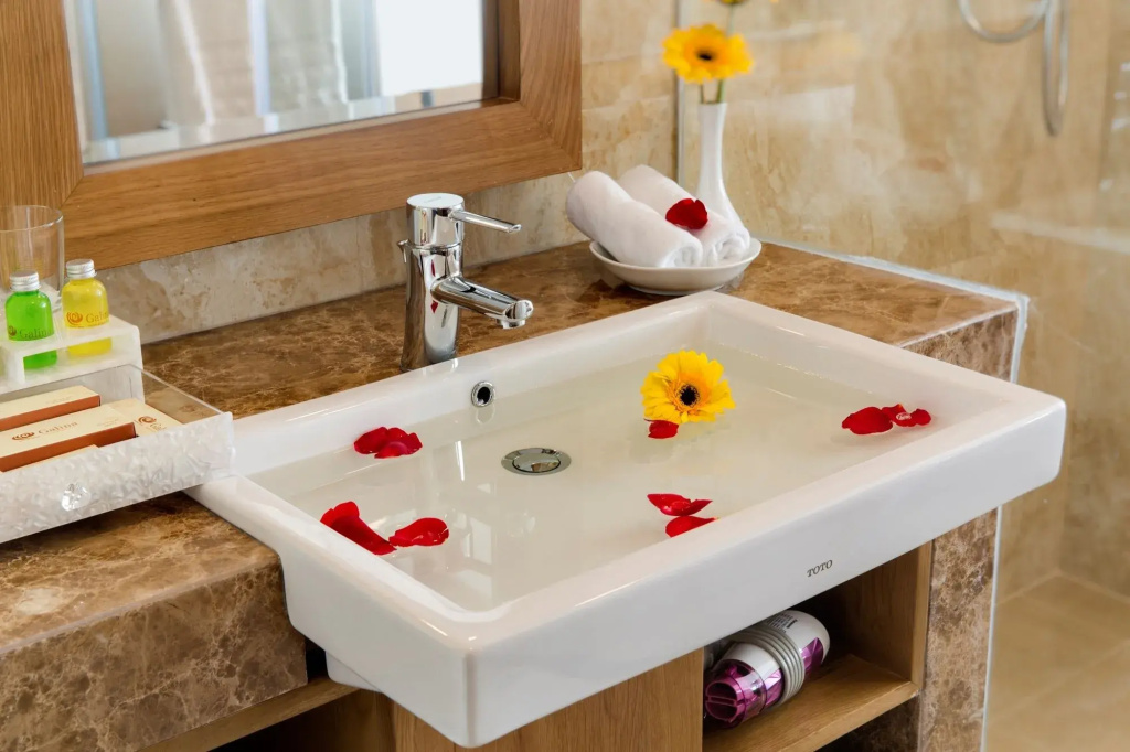 Galina Hotel & Spa