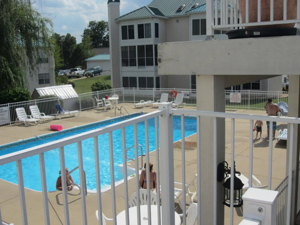 Brook Poolside Walk In-Meadow Brook