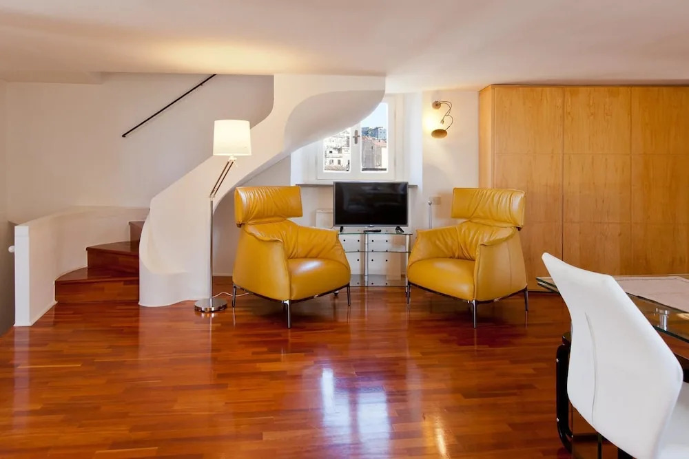 Centini Toni Suite Luxury Rooftop