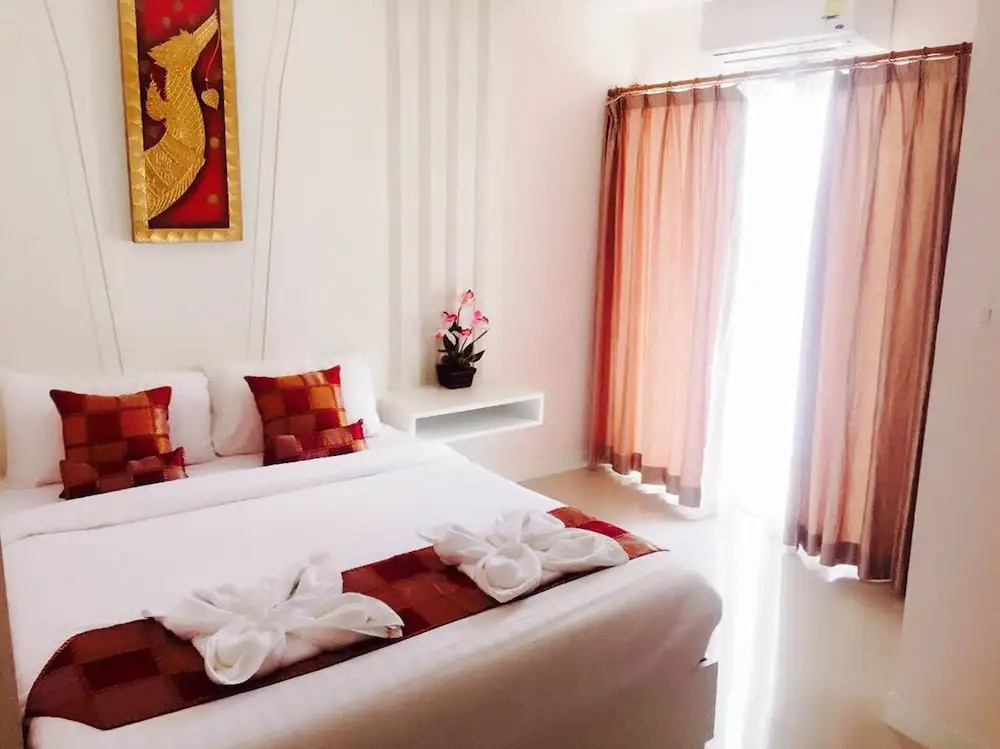 J Sweet Dream Boutique Patong