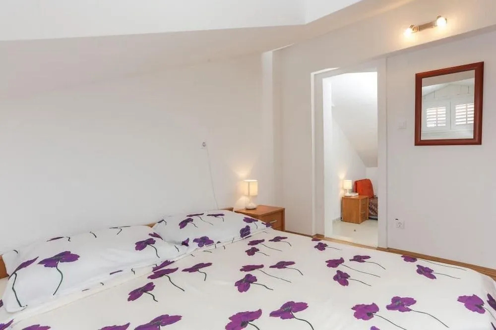 Apartment Larica