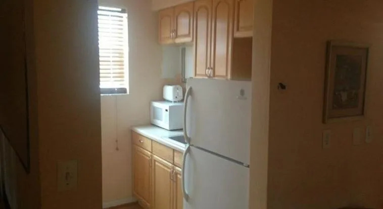 Collins Avenue Hostel