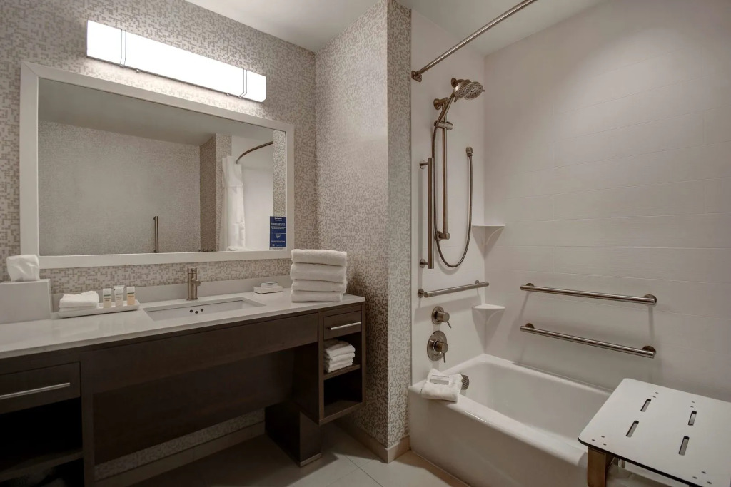 Home2 Suites East Hanover, NJ