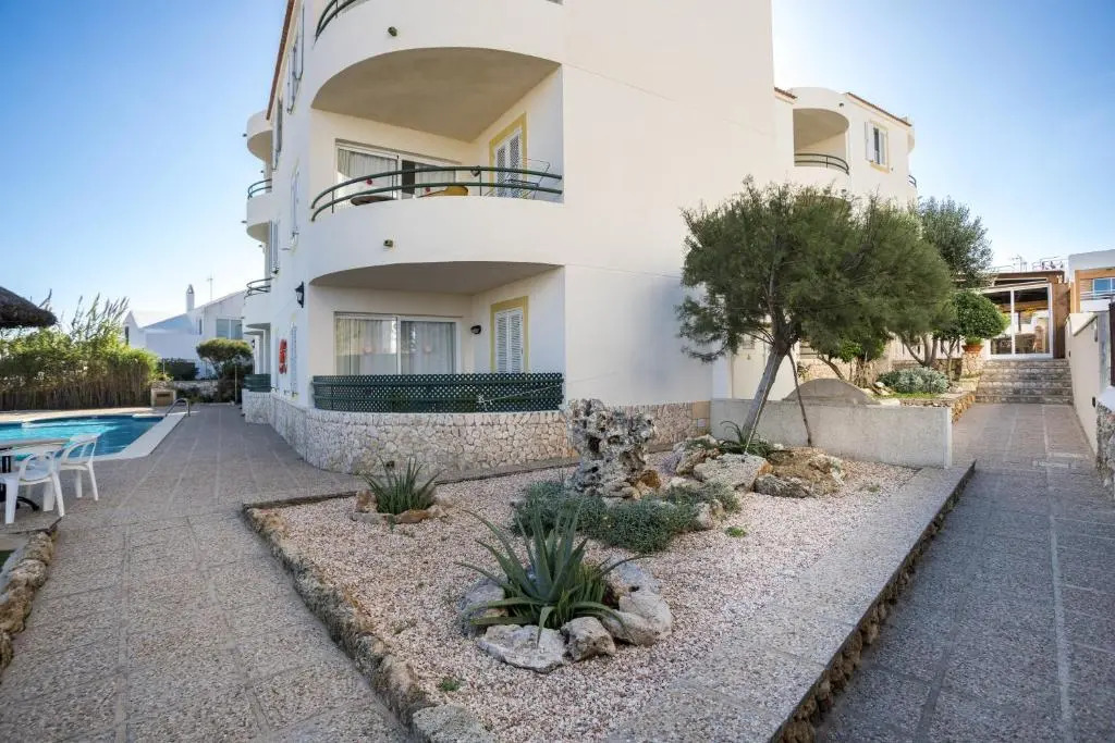 Apartamentos Sol Ponent