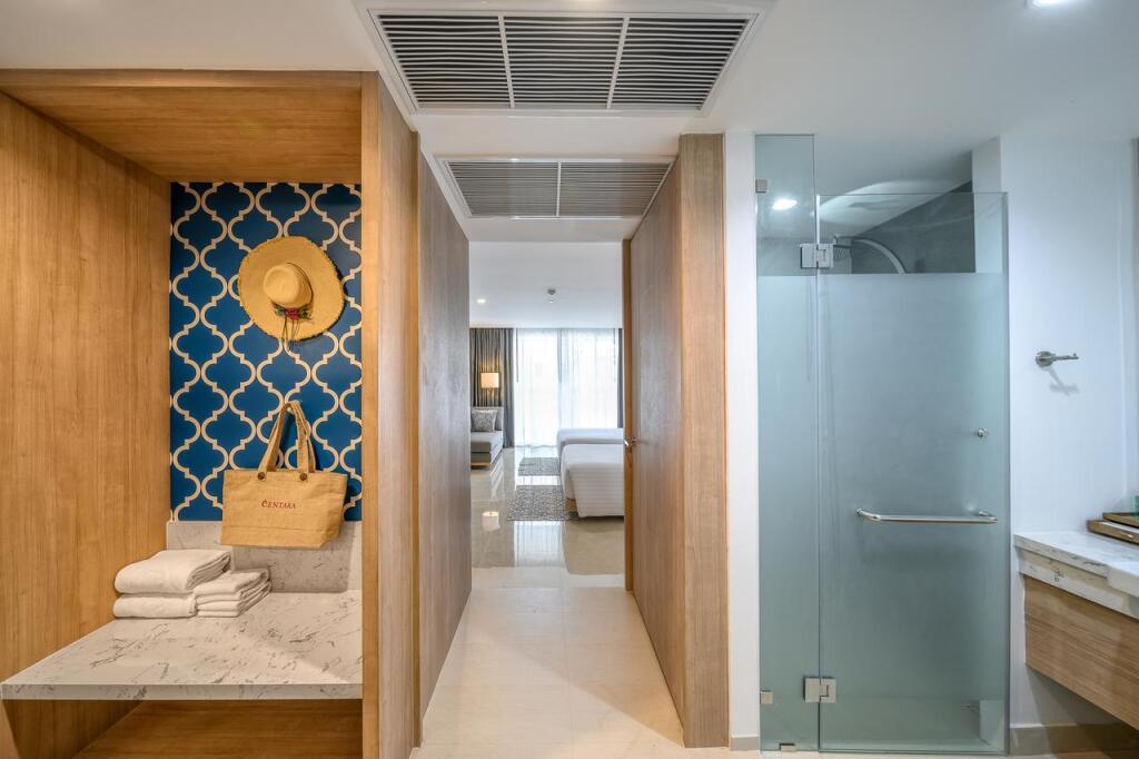 Отель Centara Ao Nang Beach Resort and Spa Krabi