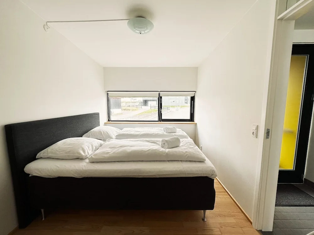 Stunning 1-Bedroom Apt With Breathtaking Scenery