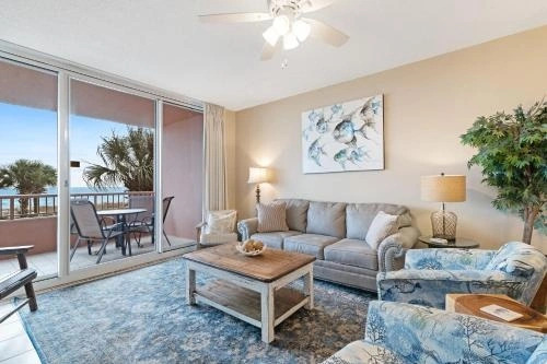 The Beach Club Doral 206