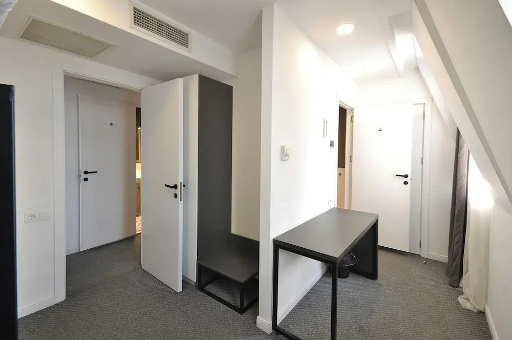 Meidan Suites
