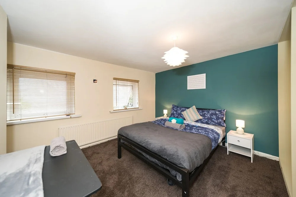 London Victoria Park 2 Bed Apt