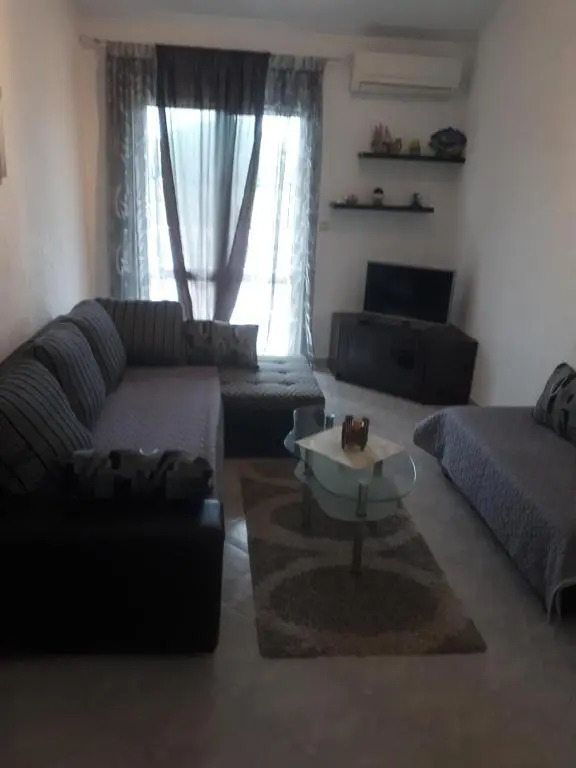 Apartments Makaus