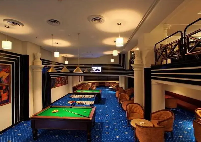 Royal Hotel