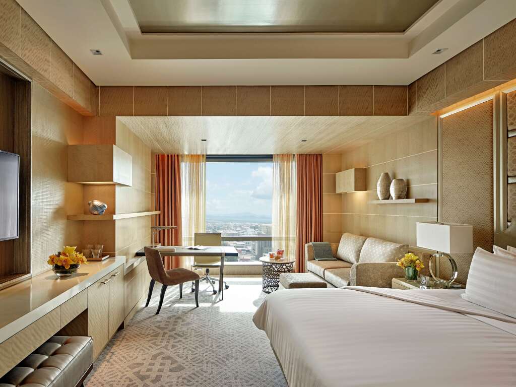 Shangri-La The Fort, Manila