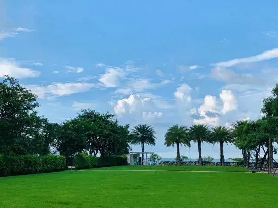Yuehai Yihao Holiday Apartment