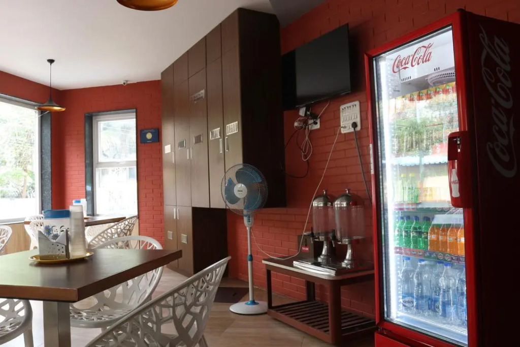 Season 4 Residences - Nungambakkam Near US consulate, Apollo Hospital, Shankar Nethralaya