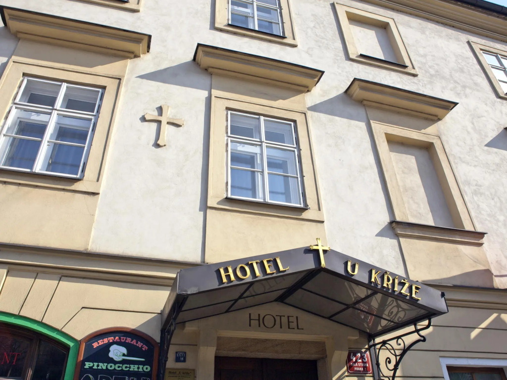 Hotel U Kříže