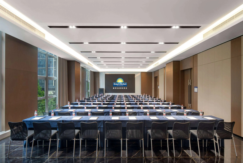 Days Hotel By Wyndham Chengdu Wenjiang