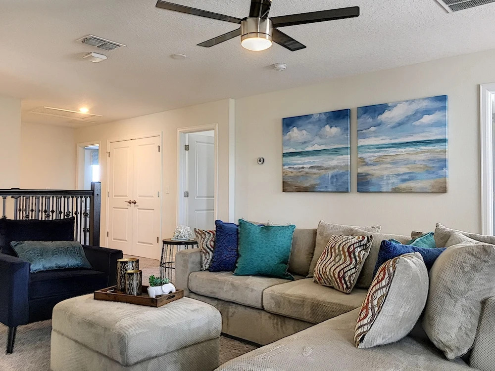 Maidstone Manor by Florida Spirit