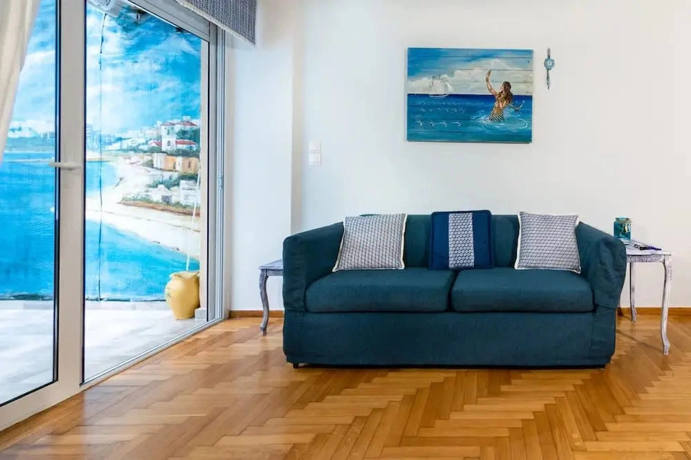 Seaside Escape With Balcony in Paleo Faliro