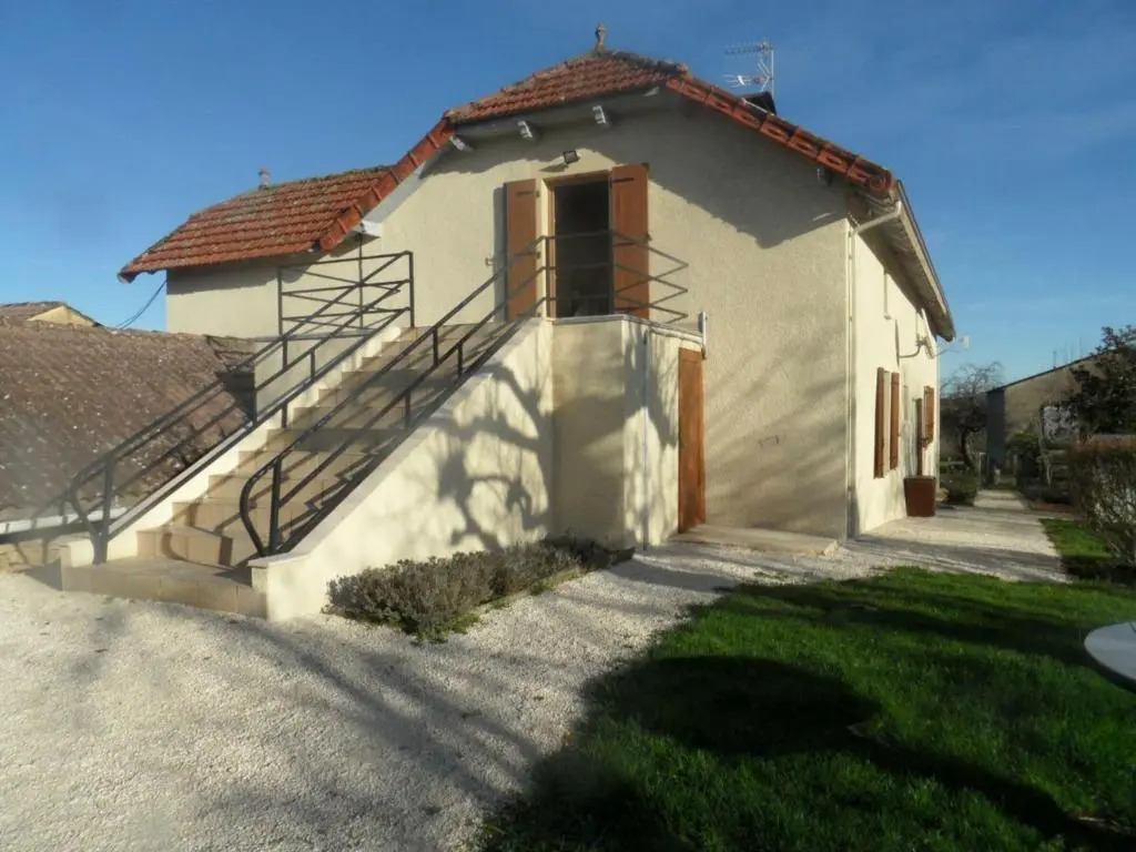 Maison mitoyenne avec Wifi, proche Sarlat, au cœur de la Dordogne - FR-1-616-22