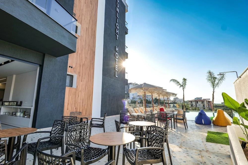 Sunlight Hotel