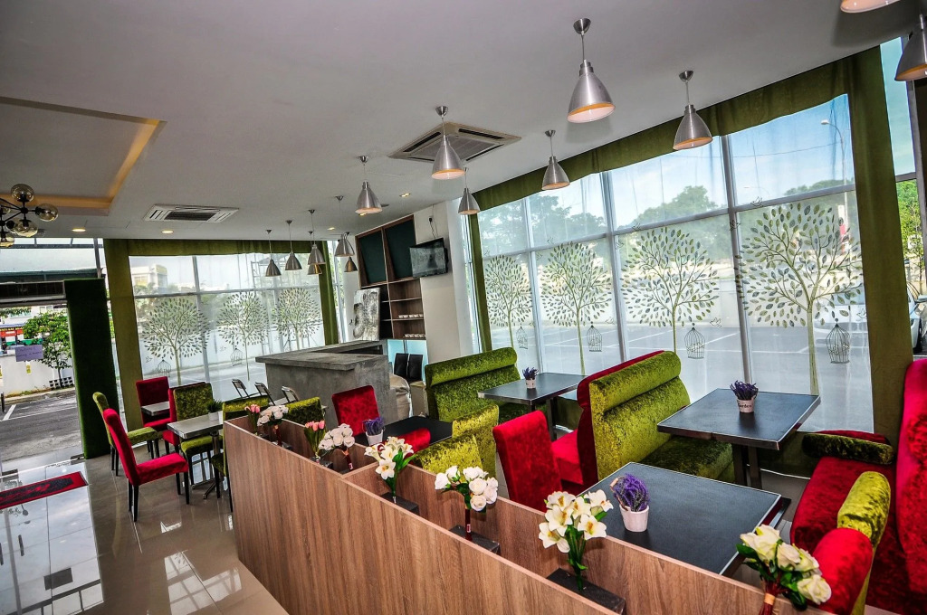Le Garden Hotel