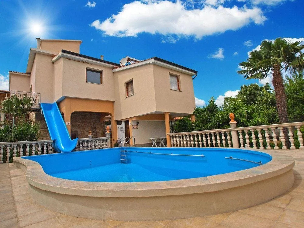 Olive Apartments