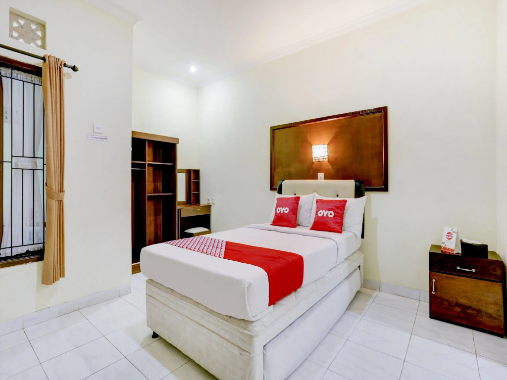 OYO 3910 Teges Inn