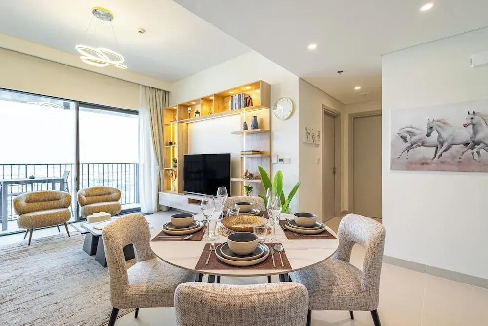 Superhost 1BR Near Dubai Hills Mall