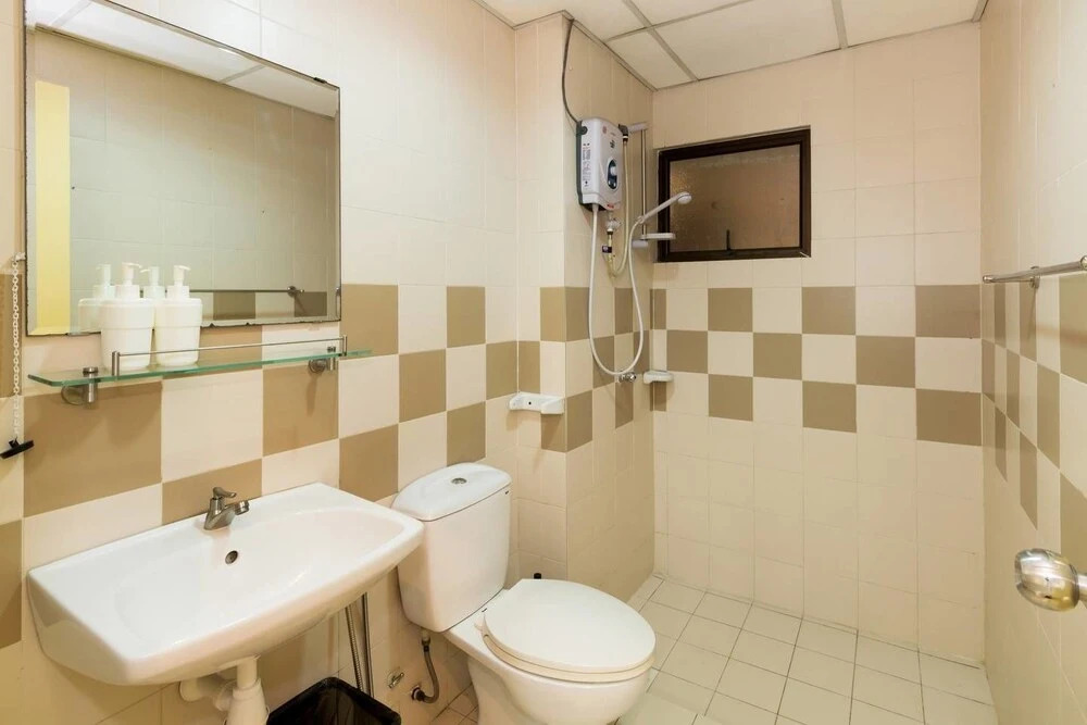 Chic Family Home Near Mont Kiara
