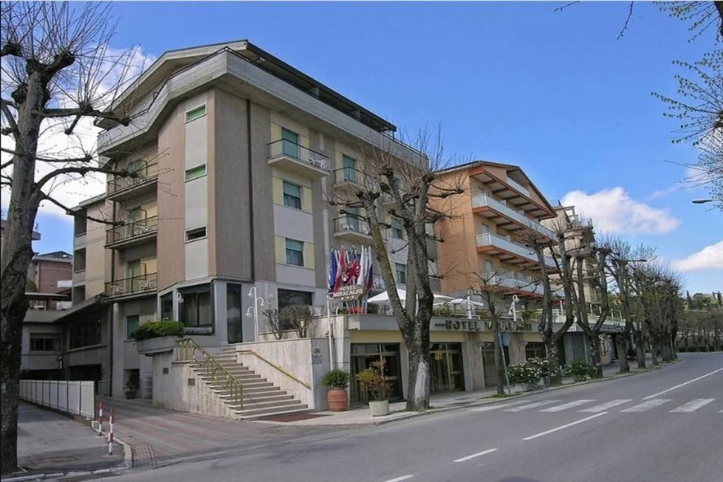 Hotel Miralaghi