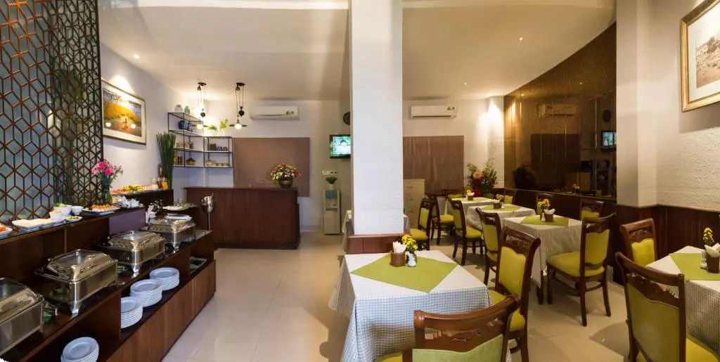 Cherry Central Hotel- Near Opera House