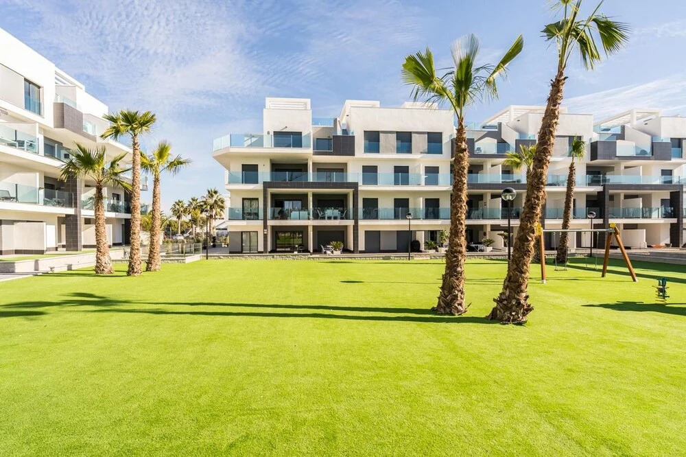 Apartment with 3 Bedrooms in Guardamar Del Segura, with Shared Pool, Furnished Terrace And Wifi - 4 Km From the Beach