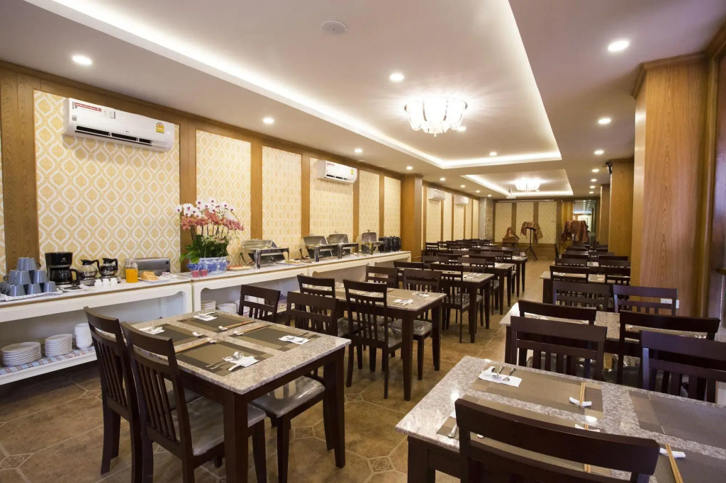 J&Y Hotel