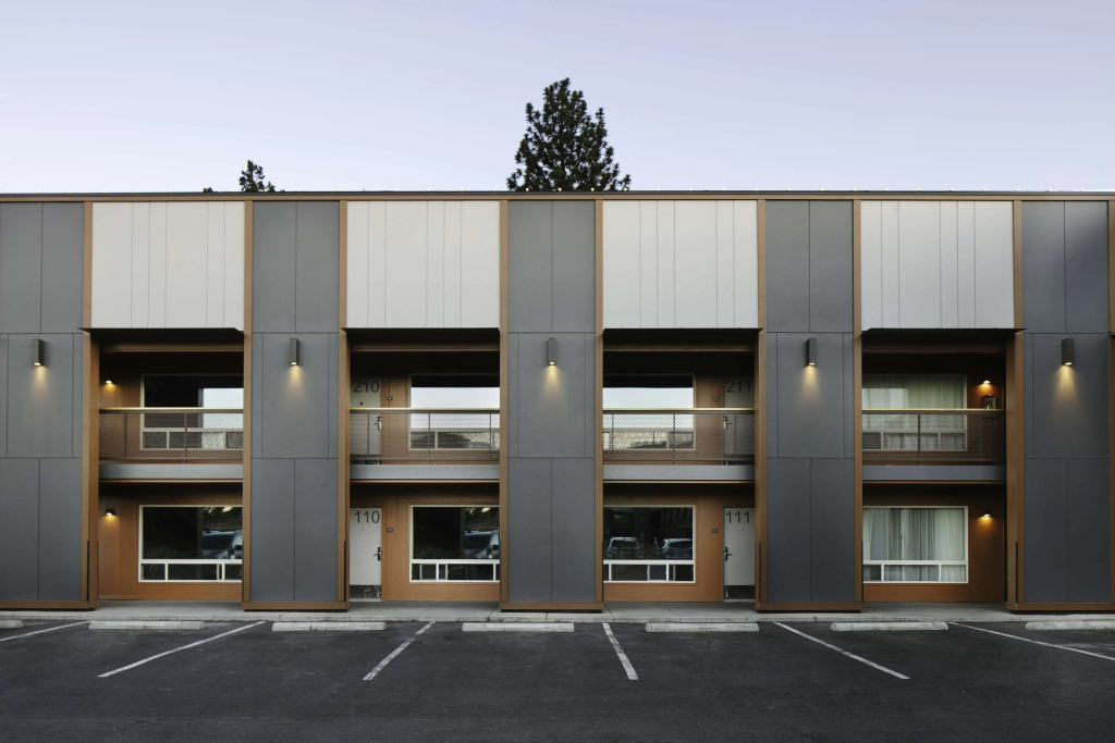 Waypoint Hotel