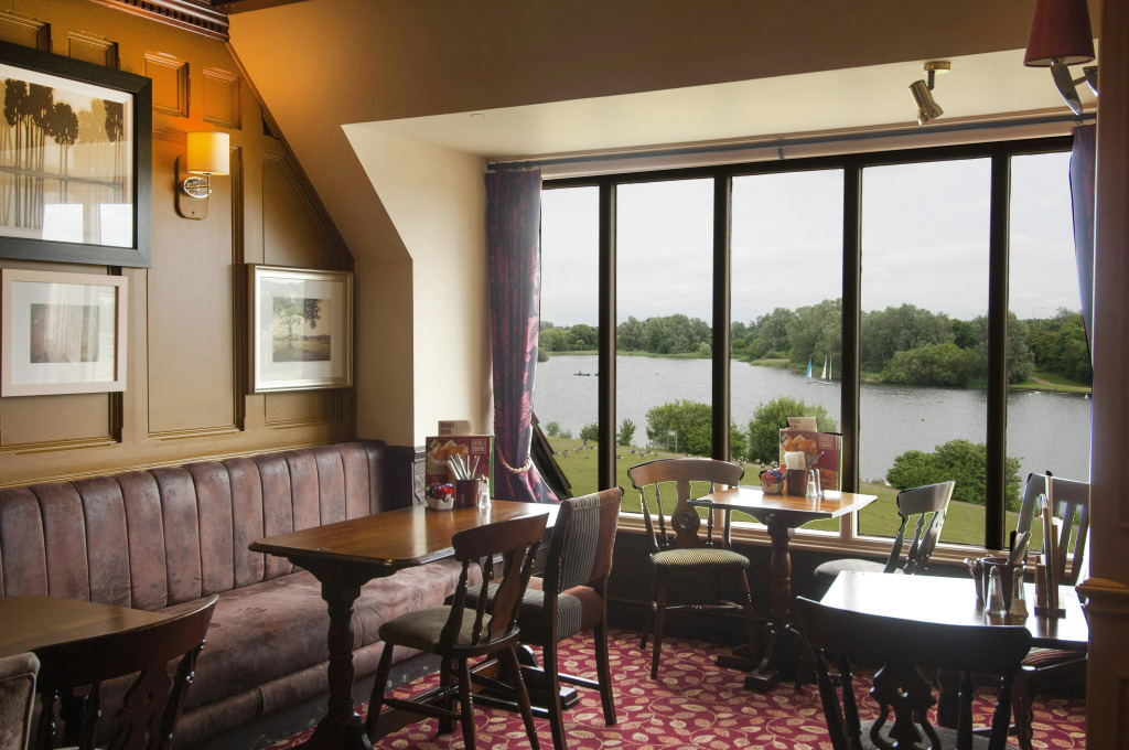 Premier Inn Milton Keynes South