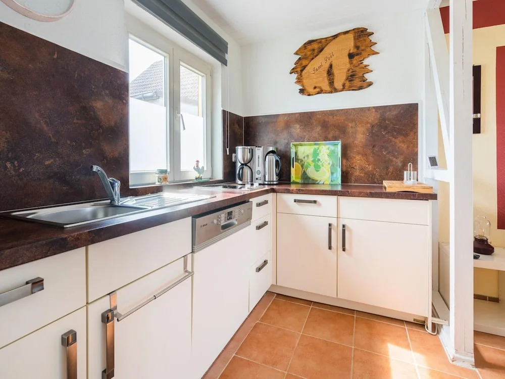 Snug Bungalow in Insel Poel Germany near Beach