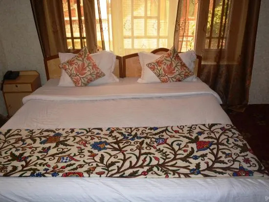 Hotel Bakhtawar