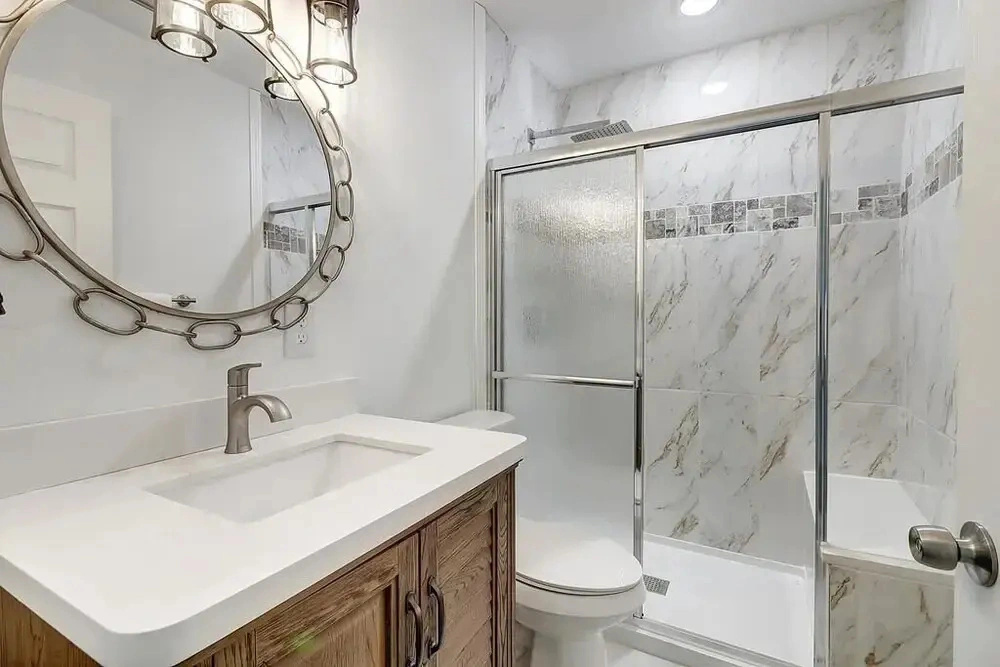 Laguna Shores 4 Bedroom Home by Redawning