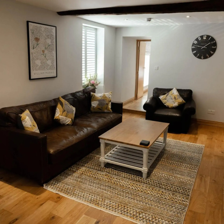 Serviced Guest ApartSuites The Unicorn