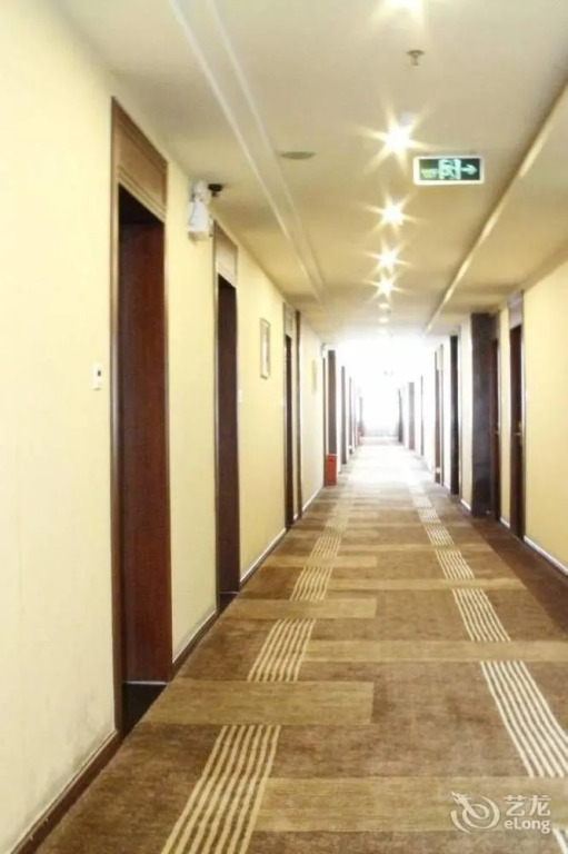 Baorong Traders Hotel