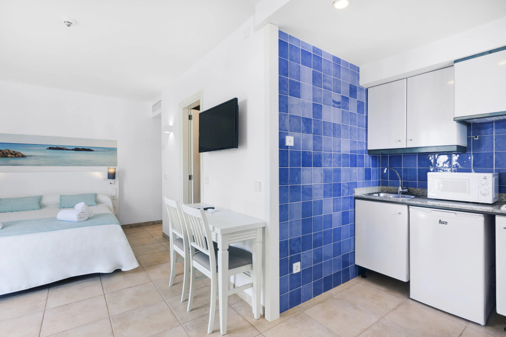AluaSun Continental Park Hotel & Apartments