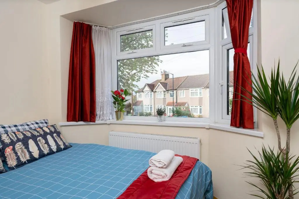 Economy Double Room G2 (Sandycroft Guest House)