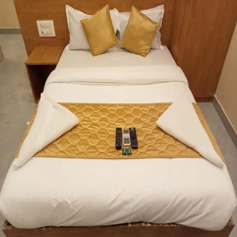 Hotel New Sarah Inn, Andheri West