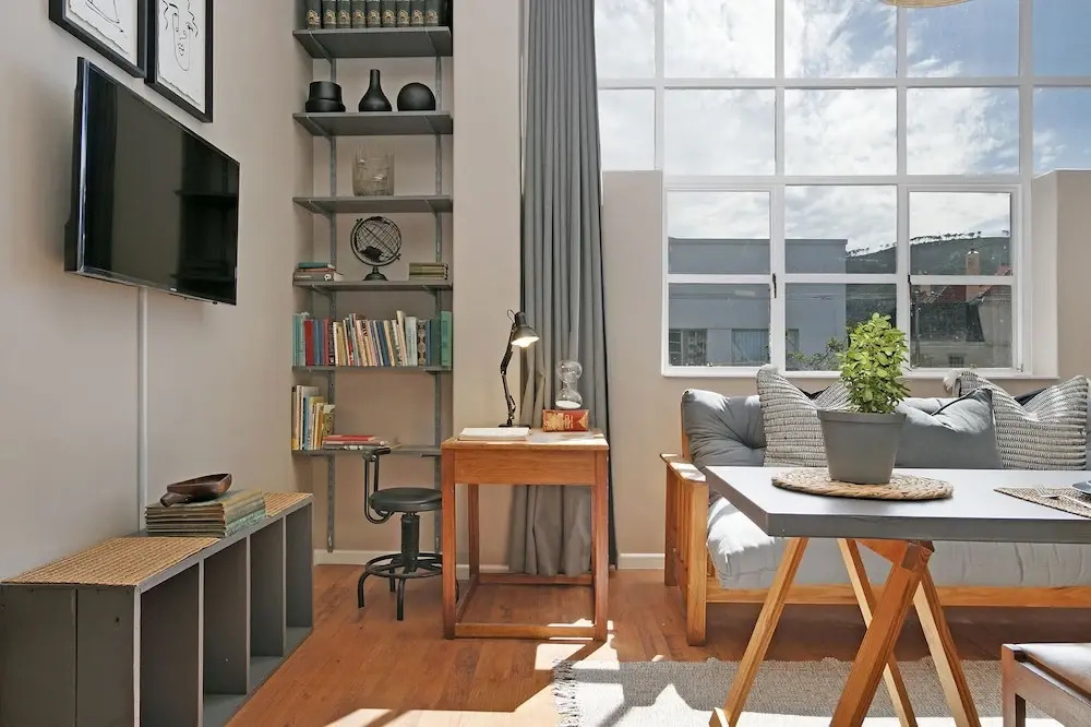 Studio on Hope by HostAgents